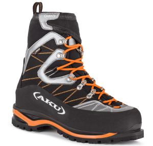 class d2 trekking boots