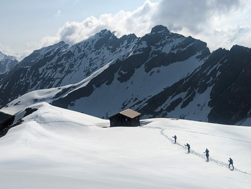 trekking alps