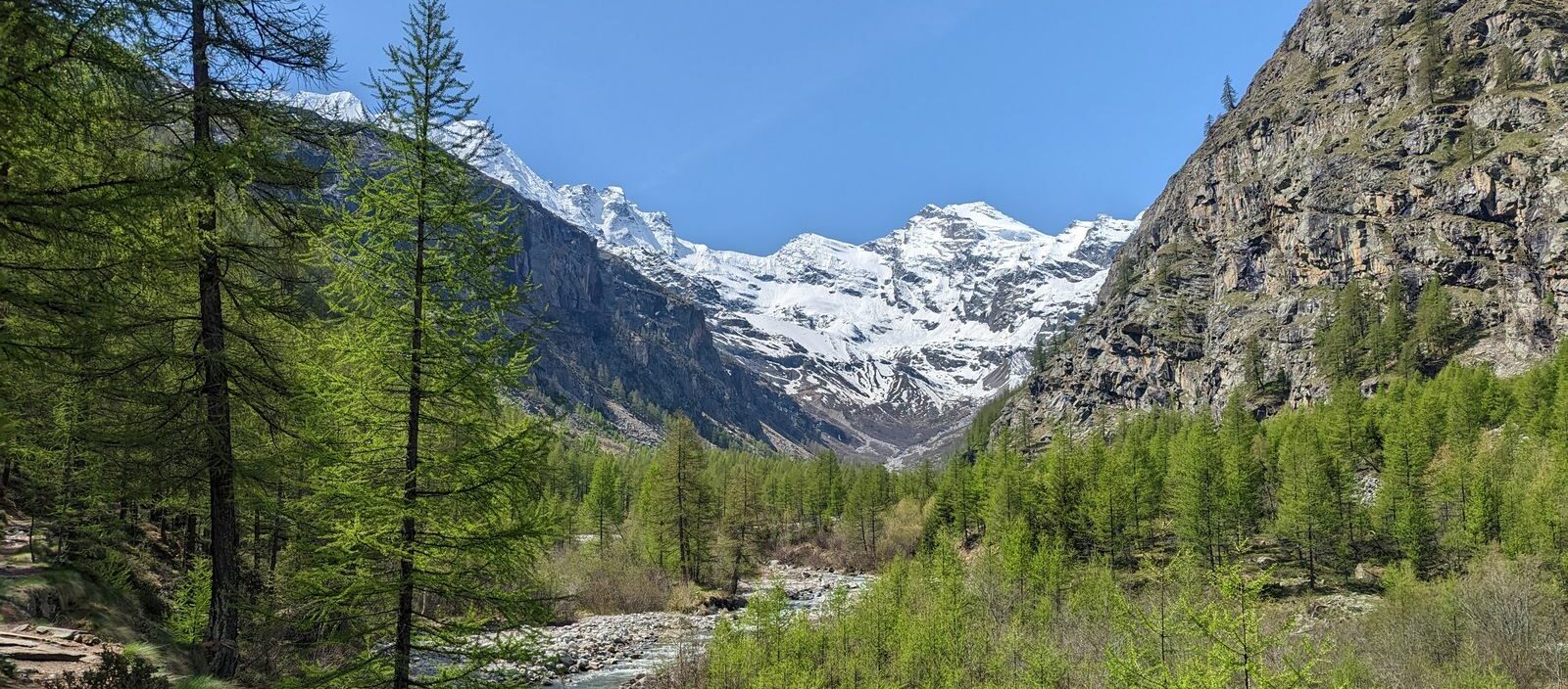 Trekking Alps Cogne Hiking Tour