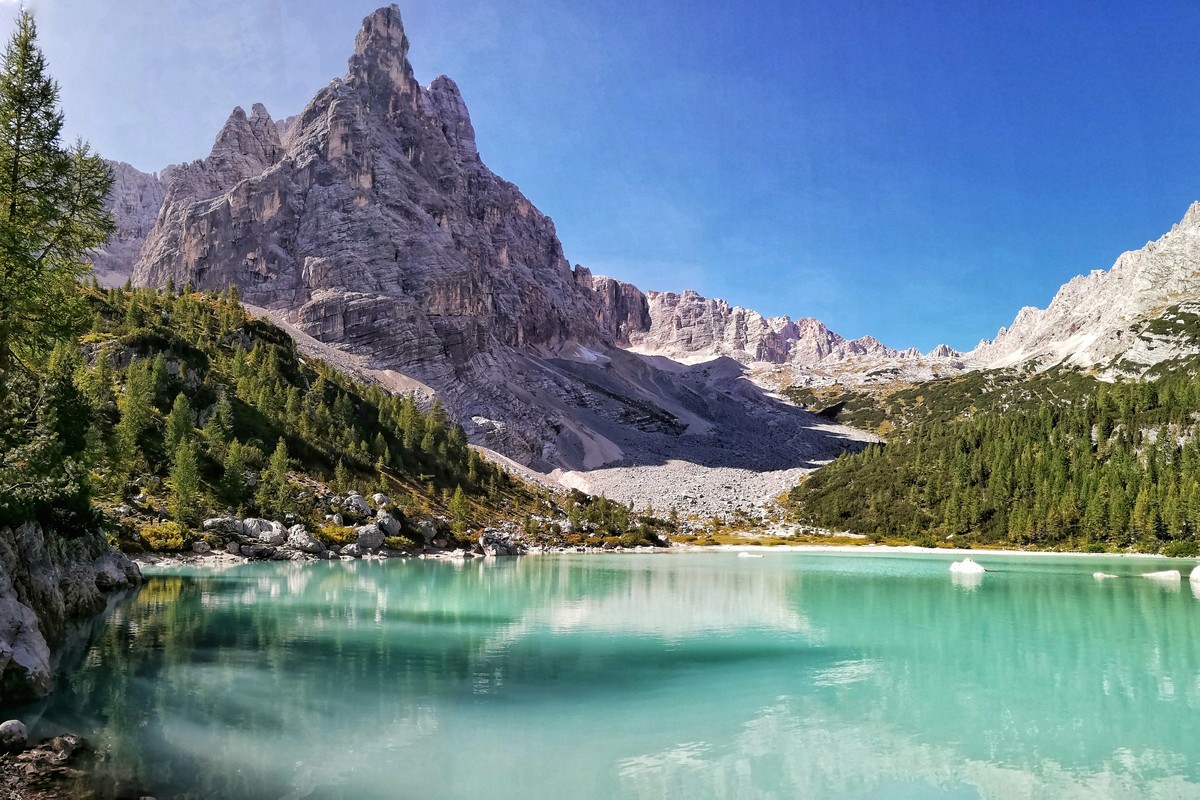 dolomites trekking alps lake blue